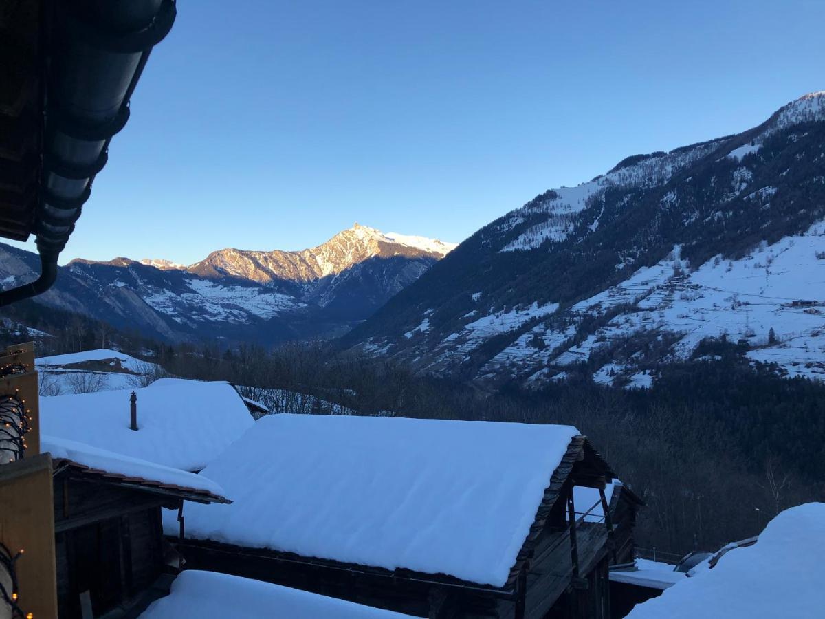 Grand Appartement Avec Terrasse A Chez-Les-Reuses Orsières Exteriér fotografie