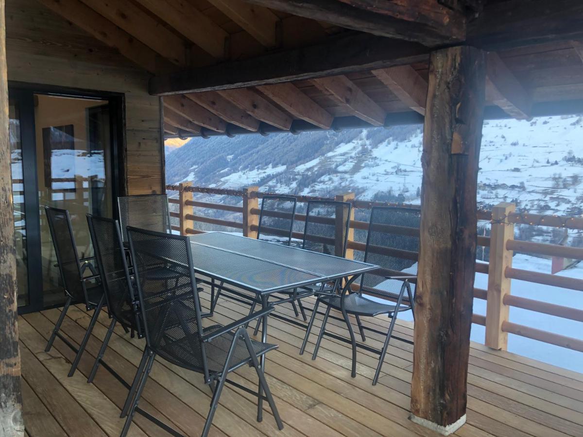 Grand Appartement Avec Terrasse A Chez-Les-Reuses Orsières Exteriér fotografie